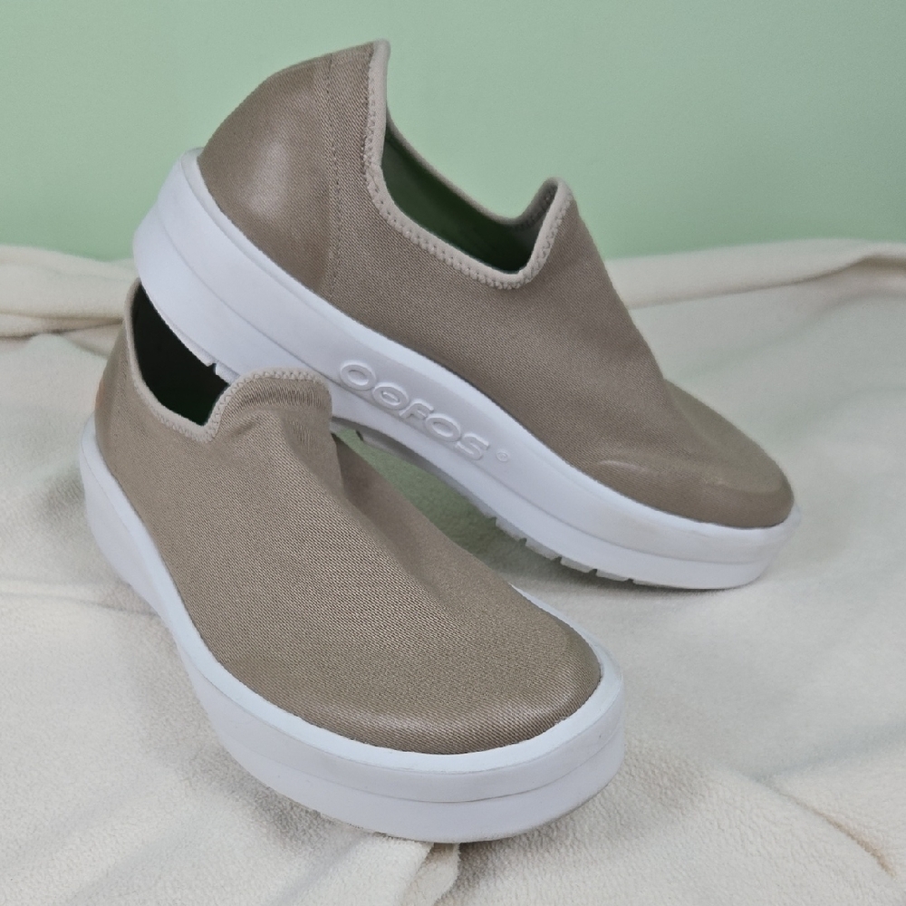 OOFOS Oomega Eezee Women's Beige Slip-On Shoes